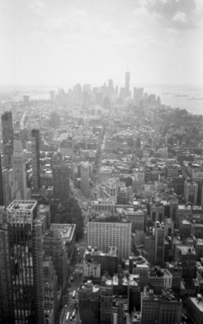 Downtown - Manhattan (Olympus XA - Kodak Tri-X 400)